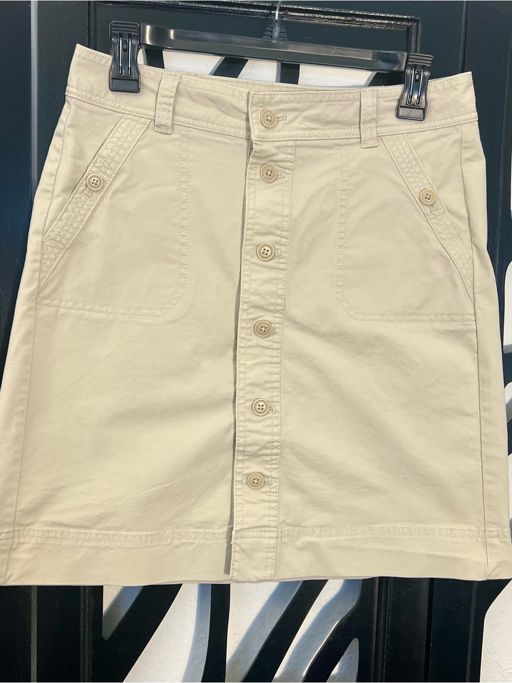 Tommy Hilfiger Beige Cargo Mini Women's Skirt Button Front Closure and Pockets